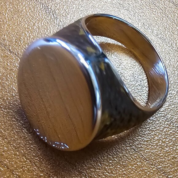 LOUIS VUITTON Monogram Chevalier for Gentlemen Signet Ring - Picture 1 of 5